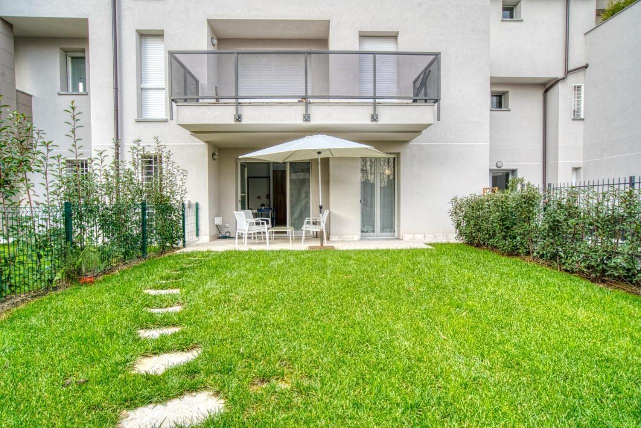 Caseospitali - Casa Azzurra, Incantevole Bilocale Con Giardino Cernusco Sul Naviglio Exterior foto